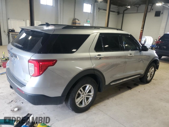 2022 Ford Explorer XLT with VIN 1FMSK8DH4NGB25448, listed as a Copart auction lot 53880595 with 61,705 mi miles and Salvage Title. Bid and sale history available at DreamBid. Image 3.