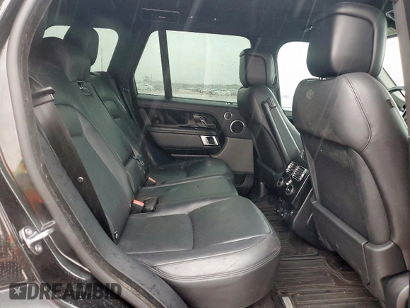 2019 Land Rover Range Rover HSE with VIN SALGS2SV0KA549670, listed as a Copart auction lot 64808565 with 140,043 mi miles and Clean title. Bid and sale history available at DreamBid. Image 11.