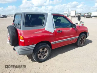 2002 Chevrolet Tracker with VIN 2CNBJ18C426921217, listed as a IAAI auction lot 42608739 with 244,721 mi miles and . Bid and sale history available at DreamBid. Image 4.