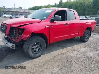 2012 Toyota Tundra z VIN 5TFUY5F16CX231794, wystawiony jako IAAI lot #42454478 z przebiegiem 249 756 mil mil oraz . Historia ofert i sprzedaży dostępna na DreamBid. Obrazek 21.