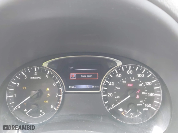 2017 Nissan Altima 2.5 SV with VIN 1N4AL3AP5HC182058, listed as a IAAI auction lot 41579072 with 81,423 mi miles. Bid and sale history available at carsss.com. Image 7.