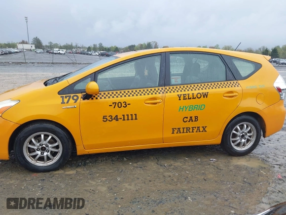 2013 Toyota Prius Two with VIN JTDZN3EU6D3286981, listed as a IAAI auction lot 42010871 with 648,056 mi miles and . Bid and sale history available at carsss.com. Image 14.