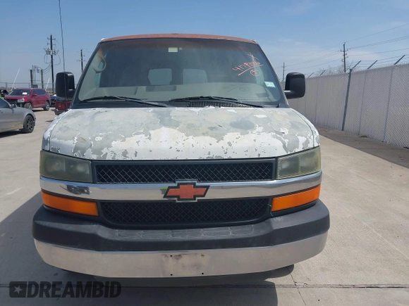2006 Chevrolet Express Passenger with VIN 1GAHG35U461242216, listed as a IAAI auction lot 41797506 with 195,616 mi miles and . Bid and sale history available at DreamBid. Image 6.