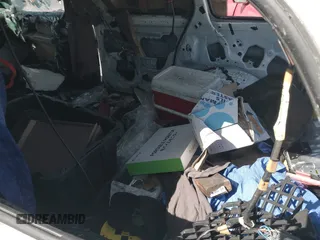 2000 Toyota Sienna LE z VIN 4T3ZF13C5YU248821, wystawiony jako IAAI lot #41782865 z przebiegiem Nie podano mil oraz . Historia ofert i sprzedaży dostępna na DreamBid. Obrazek 12.