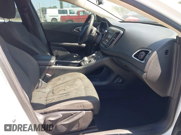 2015 Chrysler 200 Limited with VIN 1C3CCCAB4FN742102, listed as a IAAI auction lot 41980765 with 160,067 mi miles. Bid and sale history available at carsss.com. Image 5.