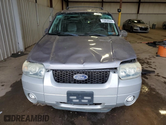 2007 Ford Escape XLT with VIN 1FMCU031X7KA30591, listed as a Copart auction lot 73838044 with 92,198 mi miles and Salvage Title. Bid and sale history available at carsss.com. Image 5.
