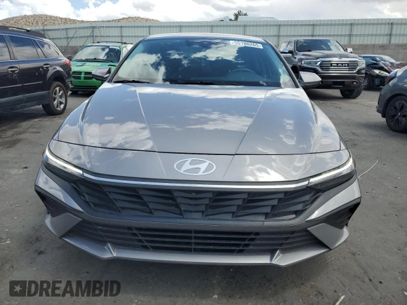 2024 Hyundai Elantra SE с VIN KMHLL4DG2RU814137, выставлен на аукционе Copart как лот 55180265 с пробегом 7 080 миль миль и Списание • Salvage title. История ставок и продаж доступна на DreamBid. Изображение 5.