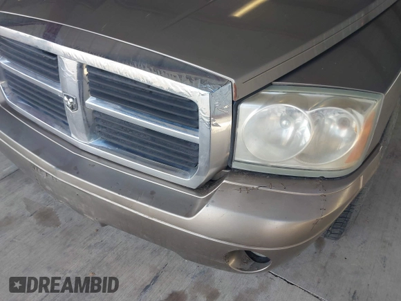 2007 Dodge Dakota SLT with VIN 1D7HE48N17S144088, listed as a IAAI auction lot 40577462 with 192,502 mi miles and . Bid and sale history available at carsss.com. Image 6.