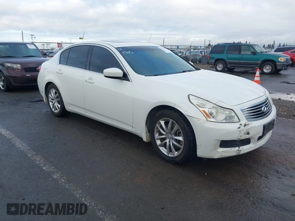2009 Infiniti G37 Journey with VIN JNKCV61E09M305045, listed as a IAAI auction lot 41765352 with 174,390 mi miles and . Bid and sale history available at carsss.com. Image 1.