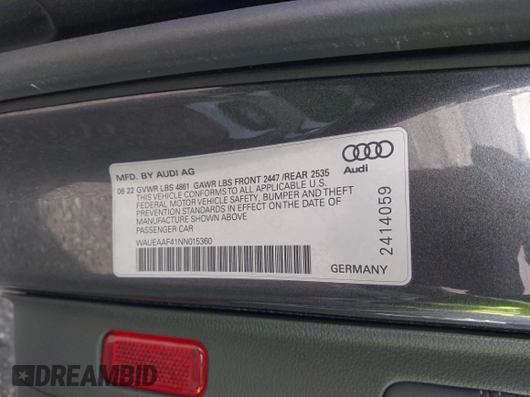 2022 Audi A4 S line Premium Plus z VIN WAUEAAF41NN015360, wystawiony jako IAAI lot #41320262 z przebiegiem 63 275 mil mil oraz . Historia ofert i sprzedaży dostępna na DreamBid. Obrazek 9.