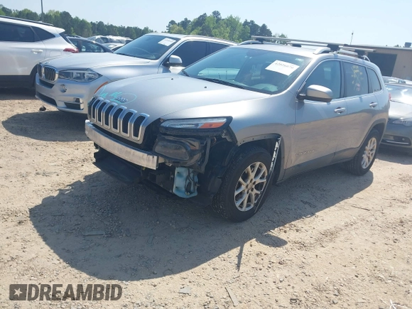 2015 Jeep Cherokee Latitude with VIN 1C4PJMCB6FW691816, listed as a IAAI auction lot 42026070 with 179,054 mi miles and . Bid and sale history available at DreamBid. Image 19.