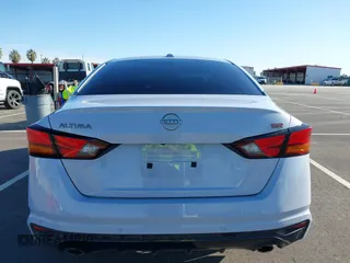 2025 Nissan Altima SR with VIN 1N4BL4CV6SN322491, listed as a IAAI auction lot 41549681 with 4,119 mi miles and . Bid and sale history available at DreamBid. Image 16.