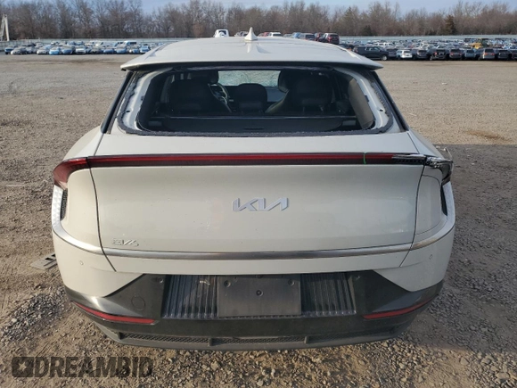 2022 Kia EV6 Wind with VIN KNDC3DLCXN5076952, listed as a Copart auction lot 46746625 with 21,488 mi miles and Salvage Title. Bid and sale history available at carsss.com. Image 6.