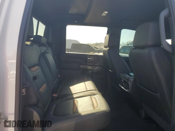 2023 GMC Sierra 3500HD AT4 z VIN 1GT49VEY5PF225895, wystawiony jako Copart lot #43774745 z przebiegiem 41 901 mil mil oraz Szkoda całkowita • Salvage title. Historia ofert i sprzedaży dostępna na DreamBid. Obrazek 10.