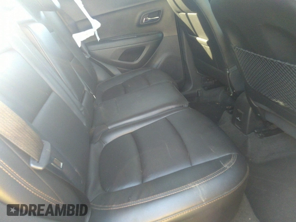 2018 Chevrolet Trax Premier with VIN 3GNCJRSB4JL176333, listed as a IAAI auction lot 40914154 with 66,689 mi miles. Bid and sale history available at carsss.com. Image 8.