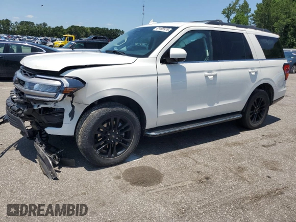 2022 Ford Expedition XLT with VIN 1FMJU1HT7NEA32284, listed as a Copart auction lot 61498915 with 23,510 mi miles and Salvage title. Bid and sale history available at DreamBid. Image 1.