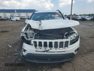 2017 Jeep Compass High Altitude with VIN 1C4NJDEB0HD193341, listed as a Copart auction lot 62719815 with 100,647 mi miles and Clean title. Bid and sale history available at DreamBid. Image 5.