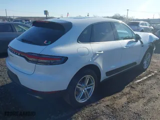 2021 Porsche Macan with VIN WP1AA2A53MLB09451, listed as a IAAI auction lot 41762804 with 46,603 mi miles. Bid and sale history available at carsss.com. Image 4.