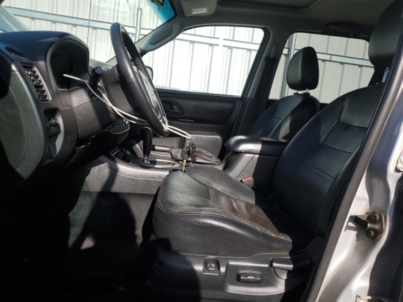 2007 Ford Escape Limited with VIN 1FMYU94107KB32992, listed as a Copart auction lot 54207245 with 339,475 mi miles and Salvage Title. Bid and sale history available at carsss.com. Image 7.