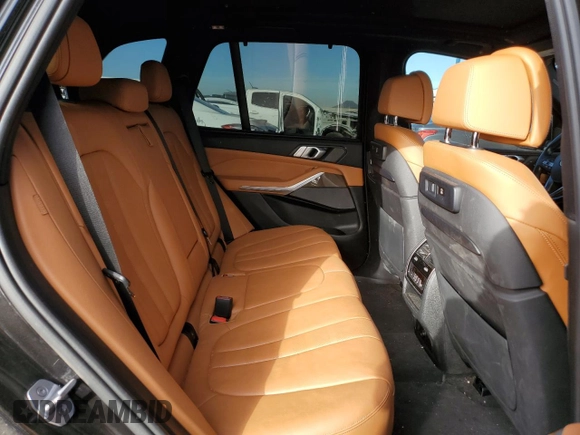 2019 BMW X5 xDrive40i z VIN 5UXCR6C58KLL35326, wystawiony jako Copart lot #88703115 z przebiegiem 126 911 mil mil oraz Szkoda całkowita • Salvage title. Historia ofert i sprzedaży dostępna na DreamBid. Obrazek 12.