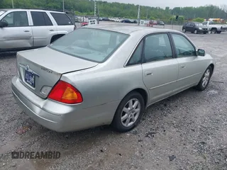 2001 Toyota Avalon XL z VIN 4T1BF28B91U144533, wystawiony jako IAAI lot #42247586 z przebiegiem 207 775 mil mil oraz . Historia ofert i sprzedaży dostępna na DreamBid. Obrazek 4.