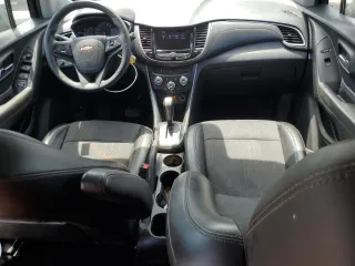 2021 Chevrolet Trax LT with VIN KL7CJPSB0MB325921, listed as a Copart auction lot 56986325 with 78,937 mi miles and Salvage title. Bid and sale history available at DreamBid. Image 8.