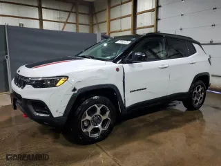 2022 Jeep Compass Trailhawk with VIN 3C4NJDDB0NT222392, listed as a Copart auction lot 53680735 with 50,417 mi miles and Clean Title. Bid and sale history available at carsss.com. Image 1.