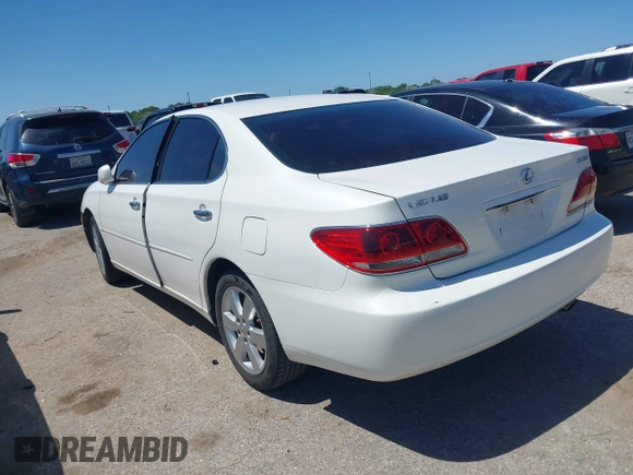 2005 Lexus ES 330 with VIN JTHBA30G355086983, listed as a IAAI auction lot 41982241 with 190,167 mi miles. Bid and sale history available at carsss.com. Image 3.