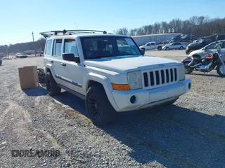 2006 Jeep Commander with VIN 1J8HG48K76C330603, listed as a IAAI auction lot 41183106 with Not Provided miles and . Bid and sale history available at DreamBid. Image 1.