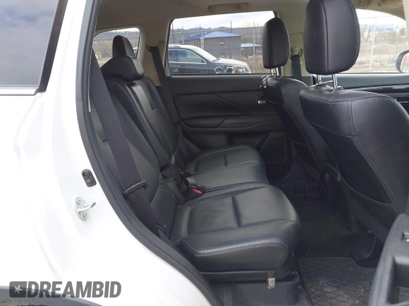 2018 Mitsubishi Outlander ES with VIN JA4AZ3A30JZ012449, listed as a IAAI auction lot 41883552 with 84,453 mi miles and . Bid and sale history available at DreamBid. Image 8.