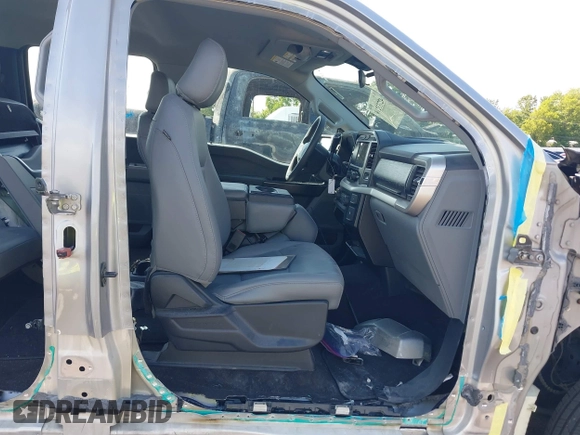 2021 Ford F-150 XL z VIN 1FTEW1CB8MKE90821, wystawiony jako IAAI lot #42733214 z przebiegiem 74 371 mil mil oraz . Historia ofert i sprzedaży dostępna na DreamBid. Obrazek 5.
