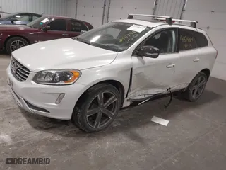 2017 Volvo XC60 Dynamic with VIN YV449MRR8H2107388, listed as a IAAI auction lot 41398884 with 81,927 mi miles. Bid and sale history available at carsss.com. Image 16.