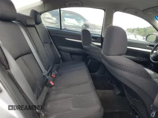 2012 Subaru Legacy Premium z VIN 4S3BMBC6XC3012037, wystawiony jako Copart lot #55500225 z przebiegiem 303 495 mil mil oraz Szkoda całkowita • Salvage title. Historia ofert i sprzedaży dostępna na DreamBid. Obrazek 10.