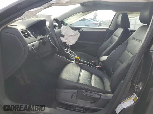 2013 Volkswagen Jetta SE with VIN 3VWDP7AJ4DM447606, listed as a Copart auction lot 59633685 with 66,214 mi miles and Salvage title. Bid and sale history available at DreamBid. Image 7.