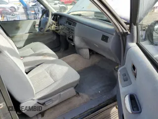 1997 Toyota T100 DX z VIN JT4TN12D3V0036552, wystawiony jako Copart lot #77829724 z przebiegiem 230 069 mil mil oraz Czysty tytuł • Clean title. Historia ofert i sprzedaży dostępna na DreamBid. Obrazek 8.