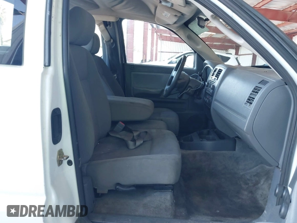 2006 Dodge Dakota ST with VIN 1D7HE22K26S629826, listed as a IAAI auction lot 41777678 with 248,847 mi miles and . Bid and sale history available at DreamBid. Image 5.