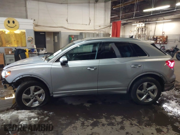 2019 Audi Q3 Premium with VIN WA1AECF33K1077204, listed as a IAAI auction lot 41538374 with 101,264 mi miles and . Bid and sale history available at DreamBid. Image 14.