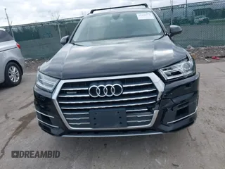2017 Audi Q7 Premium Plus with VIN WA1LAAF7XHD008027, listed as a IAAI auction lot 41930270 with 128,713 mi miles. Bid and sale history available at carsss.com. Image 12.