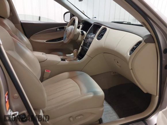 2008 Infiniti EX Journey with VIN JNKAJ09F58M361087, listed as a IAAI auction lot 41656700 with 232,550 mi miles and . Bid and sale history available at DreamBid. Image 5.