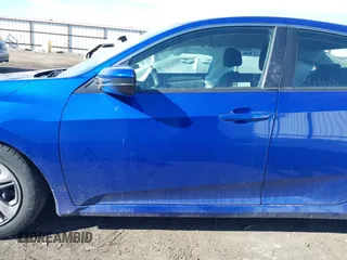 2020 Honda Civic Sedan LX with VIN 2HGFC2F68LH578566, listed as a IAAI auction lot 41746048 with 39,263 mi miles. Bid and sale history available at carsss.com. Image 14.