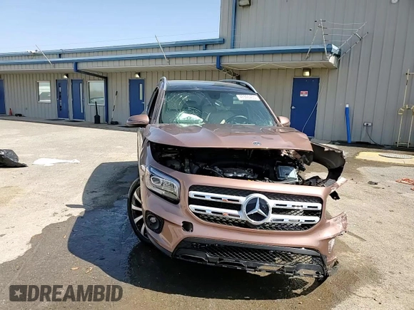2023 Mercedes-Benz GLB 250 z VIN W1N4M4GB7PW319710, wystawiony jako Copart lot #49306405 z przebiegiem Nie podano mil oraz Szkoda całkowita • Salvage title. Historia ofert i sprzedaży dostępna na DreamBid. Obrazek 15.