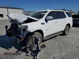 2023 GMC Yukon AT4 with VIN 1GKS2CKD5PR116129, listed as a Copart auction lot 77092244 with 47,442 mi miles and Salvage Title. Bid and sale history available at carsss.com. Image 1.