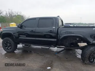 2017 Toyota Tacoma SR5 with VIN 5TFCZ5AN6HX076769, listed as a IAAI auction lot 41889869 with 208,894 mi miles. Bid and sale history available at carsss.com. Image 14.