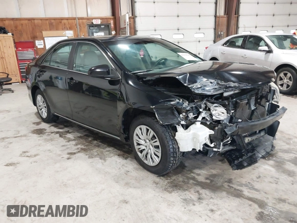 2012 Toyota Camry L z VIN 4T4BF1FK4CR258932, wystawiony jako IAAI lot #42138945 z przebiegiem 102 706 mil mil oraz . Historia ofert i sprzedaży dostępna na DreamBid. Obrazek 1.