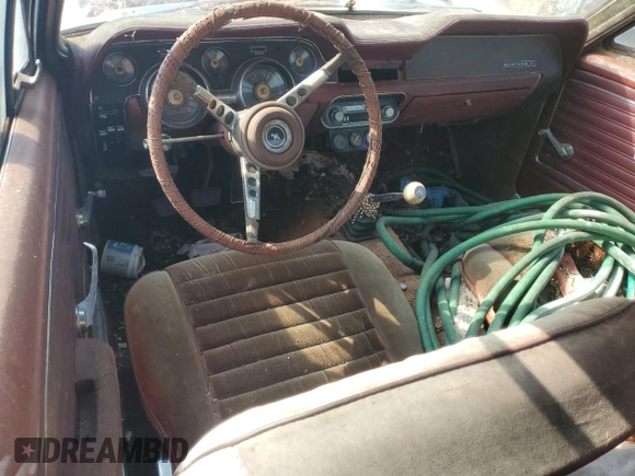 1967 Ford Mustang с VIN 7F01C174398, выставлен на аукционе Copart как лот 47987564 с пробегом 29 910 миль миль и Чистый • Clean title. История ставок и продаж доступна на DreamBid. Изображение 8.