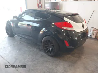 2017 Hyundai Veloster с VIN KMHTC6AD7HU318559, выставлен на аукционе IAAI как лот 42576707 с пробегом 108 857 миль миль и . История ставок и продаж доступна на DreamBid. Изображение 3.