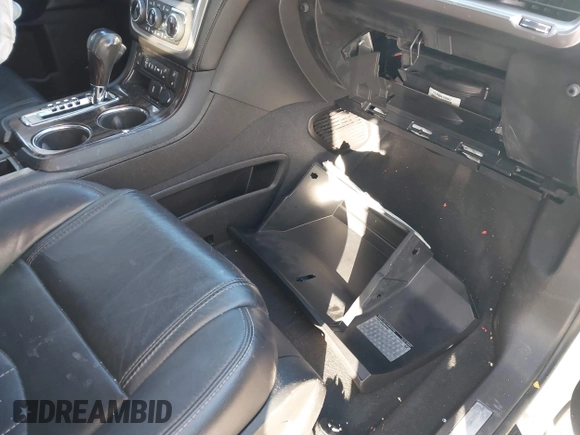 2016 GMC Acadia Denali with VIN 1GKKVTKD9GJ305808, listed as a IAAI auction lot 41586646 with 108,498 mi miles. Bid and sale history available at carsss.com. Image 5.
