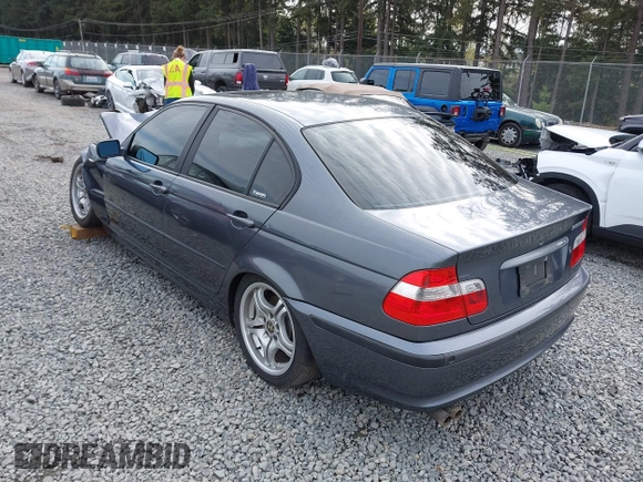 2002 BMW 3 Series 325xi with VIN WBAEU33412PF64275, listed as a IAAI auction lot 41999821 with 171,348 mi miles and . Bid and sale history available at DreamBid. Image 3.
