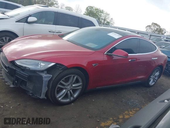 2013 Tesla Model S with VIN 5YJSA1CN1DFP09756, listed as a IAAI auction lot 41921720 with 94,770 mi miles. Bid and sale history available at carsss.com. Image 14.