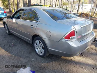 2009 Ford Fusion SEL with VIN 3FAHP08189R105867, listed as a IAAI auction lot 41649133 with 188,691 mi miles. Bid and sale history available at carsss.com. Image 3.